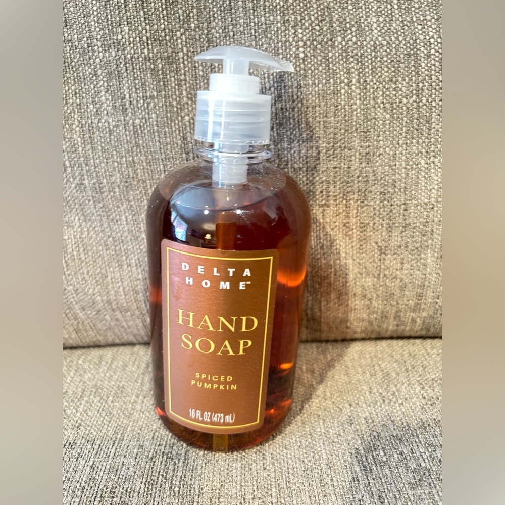 DELTA HOME Spiced Pumpkin Hand Soap